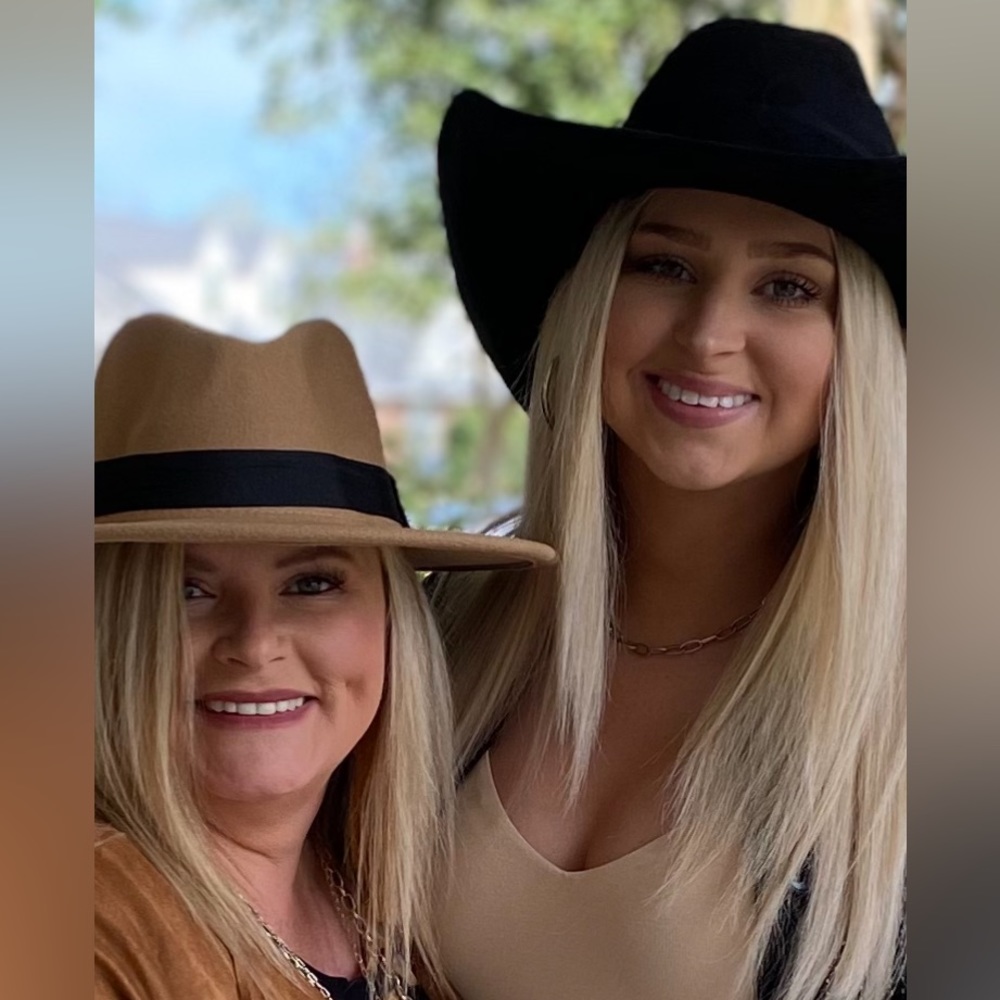 Meet your Posher, Jodi